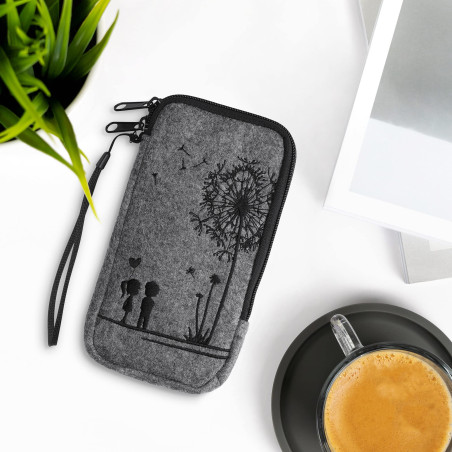 kwmobile Housse de Protection pour Smartphone Compatible avec XL - 6,7/6,8" - Sacoche de Protection Téléphone Portable en Feutre