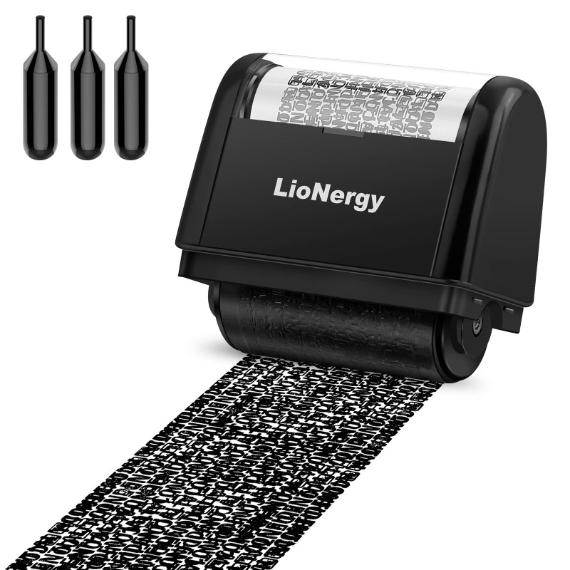Tampon de protection de l'identité LioNergy Roller pour la prévention du vol d'identité avec 3 recharges – Noir Tampon de protection de l'identité LioNergy Roller pour la prévention du vol d'identité avec 3 recharges – Noir