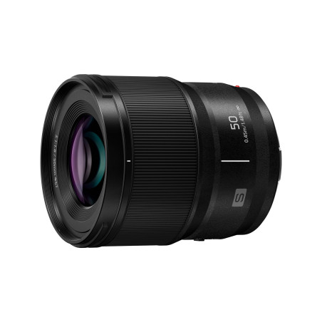 Panasonic Lumix S 50mm F1.8 | Objectif à focale Fixe Plein Format S-S50E (Bokeh, Portraits, Tropicalisé, Compact et léger) Noir