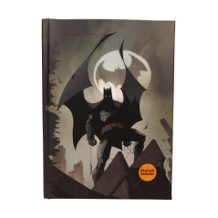 BATMAN Carnet de Notes avec Logo Lumineux relié 120 Pages quadrillées avec Marque-Page.