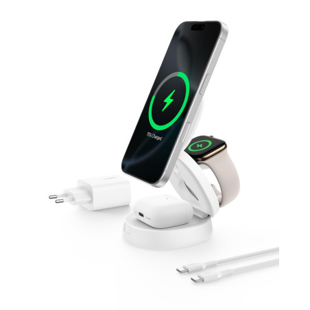 Belkin BoostCharge Station de Charge 3-en-1 Pliable, Chargeur Induction Compatible MagSafe, certifié Qi2, 15 W, pour iPhone 17,