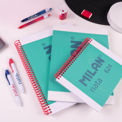 MILAN® Cahier A4 à spirale avec couverture rigide, papier ligné (7 mm), 80 feuilles de 95 g/m², collection Nata® 624 since 1918,