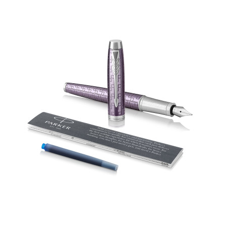 Parker 1931636 Stylo-plume IM Violet Foncé Premium avec Pointe Fine/Recharge d’encre Bleu