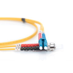DIGITUS DK-2931-03 – Câble À Fibre Optique OS2 – 3 m – LC à ST – Câble Fibre Optique Duplex – 1/10 Gbit/s – SM Monomode LAN – Ty