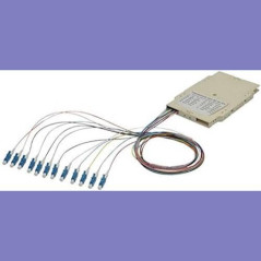 DIGITUS Cassette d'épissure Fibre Optique - 12 Pigtails - pré-assemblé - LC - OM4 - teinté dans la Masse Selon DIN IEC 60304 - B