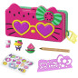 HELLO KITTY Sanrio Hello Kitty coffret Trousse et Accessoires Fête à la plage avec 2 figurines, gomme, règle, crayon et stickers HELLO KITTY Sanrio Hello Kitty coffret Trousse et Accessoires Fête à la plage avec 2 figurines, gomme, règle, crayon et stickers