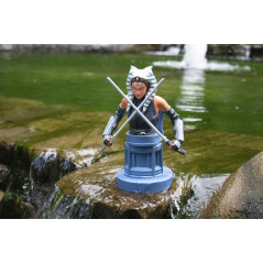 Cableguys Star Wars Figurine Gaming Ahsoka Tano - Support pour Manette ou Smartphone - Câble USB Inclus - 20 cm