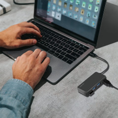 LogiLink Hub USB 3.2 (Gen1) 4 Ports avec Protection Contre Les surintensités et Les surtensions