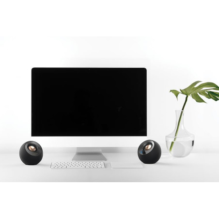 Creative Pebble V2 – Enceintes de Bureau avec Alimentation USB-C 2.0, entrée auxiliaire de 3,5 mm, jusqu'à 8 W de Puissance RMS