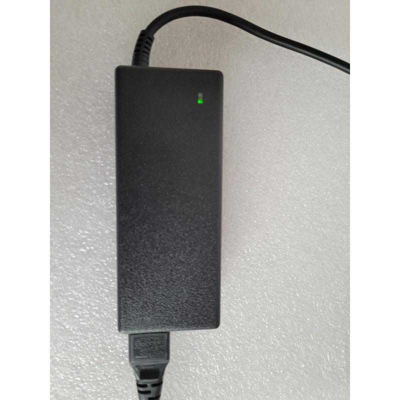 Dell Kit 90W 4.5mm Barrel AC Adapter w