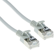 ACT Câble réseau Cat6a U/FTP LSZH LAN fin de 3,8 mm, câble flexible sans tranche CAT 6a avec fiche RJ45, pour une utilisation da
