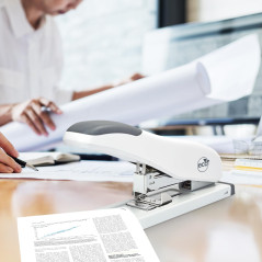 Rapesco 1386 ECO Agrafeuse HD-100 à Grande Capacité, Capacité de 100 Feuilles, Blanc Doux
