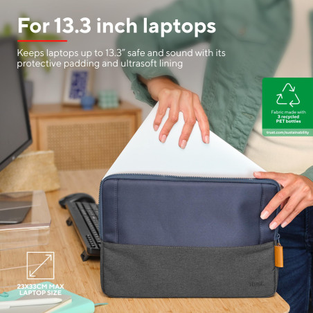 Trust Lisboa Housse Ordinateur Portable 13.3 Pouces, Pochette en Plastique Recyclé, Sacoche Voyage PC Homme Femme Collège Loisir