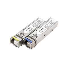 Une paire de module SFP 1.25G émetteur-récepteur à fibre unique bidirectionnelle 1310nm / 1550nm SMF LC connecteur jusqu'à 20 km