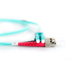 DIGITUS DK-2531-02/3 – Câble À Fibre Optique OM3 – 2 m – LC à ST – Câble Fibre Optique Duplex – 1/10/40/100 Gbit/s – MM Multimod