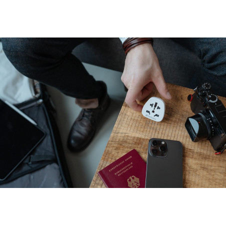 Verbatim World-to-Europe WTEU‑02 Adaptateur de Voyage pour Prise européenne, Prise européenne dans Le Monde Entier, USA, Royaume
