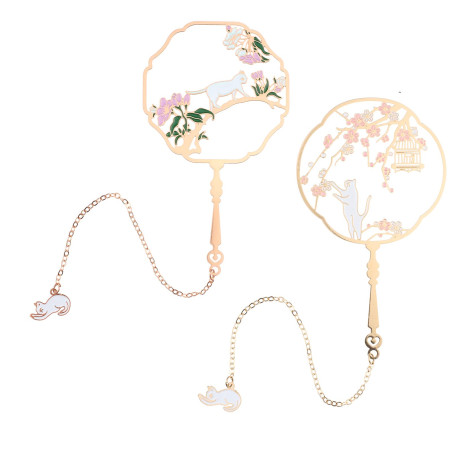 ECSiNG 2PCS Marque-pages en Métal Marques de Page de Livre Creuses Vintage Classiques avec Pendentif à Pompon Motifs de Chat Et 