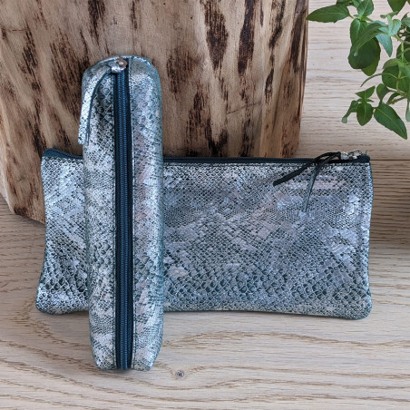 Clairefontaine 410101C - Trousse Scolaire Plate Verte et argentée motif Serpent 22x11 cm en Véritable Cuir d'Agneau - Fourniture