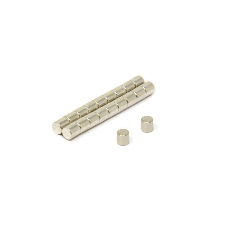 Magnet Expert 5 mm de diamètre x 5 mm d'épaisseur N42 Néodyme Aimant - 0.9 kg Pull (paquet de 25) Magnet Expert 5 mm de diamètre x 5 mm d'épaisseur N42 Néodyme Aimant - 0.9 kg Pull (paquet de 25)